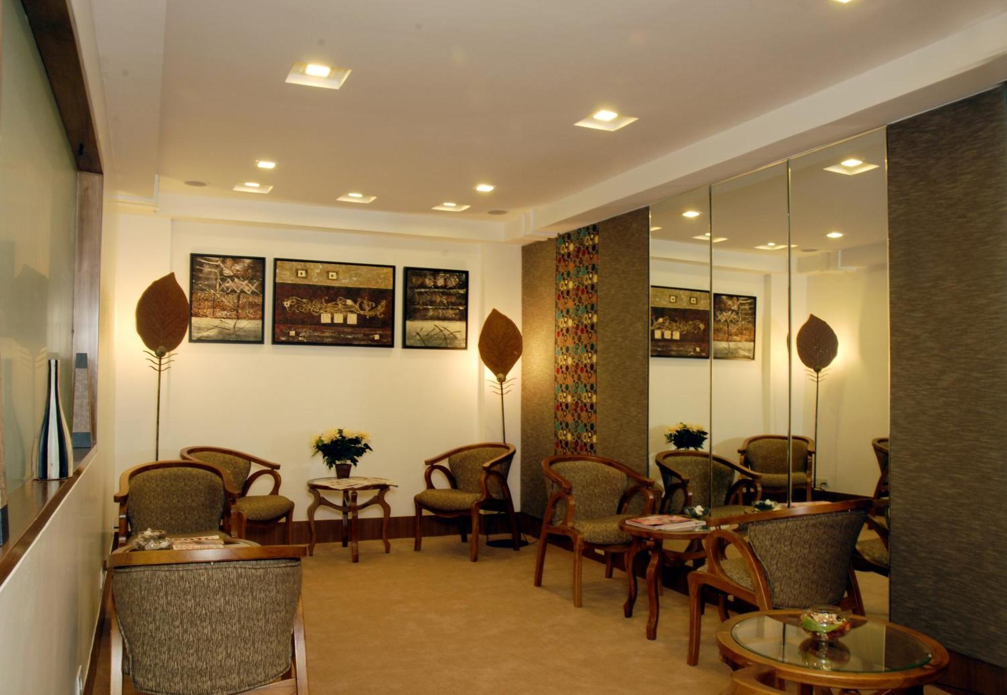 Hotel The Fern Residency, Subhash Bridge, Ahmadábád Exteriér fotografie